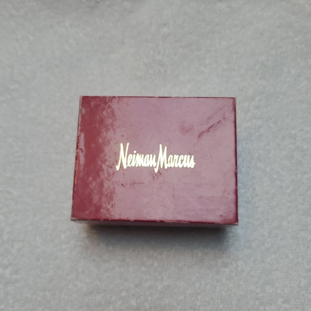 Neiman Marcus Red Keyring whistle In  Box. - Picture 2 of 9